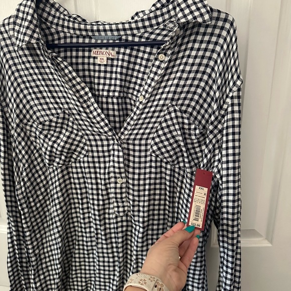 Merona Black and White Long Sleeve Fitted Button Down Shirt - Picture 1 of 5